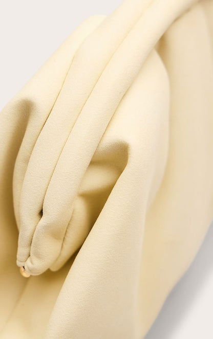 https://mediahub.prettylittlething.com/cnp5886_butter%20yellow_xl_3