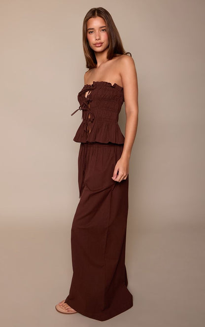 https://mediahub.prettylittlething.com/cnp5936_chocolate_xl_1