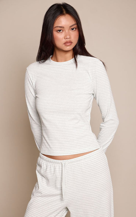 https://mediahub.prettylittlething.com/cnp5947_green_xl