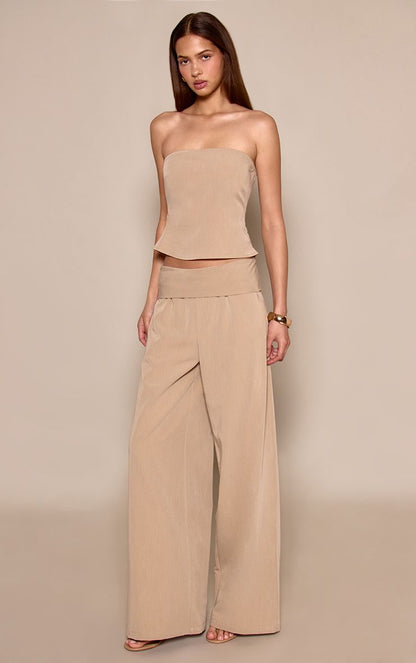 https://mediahub.prettylittlething.com/cnp6051_taupe_xl_1