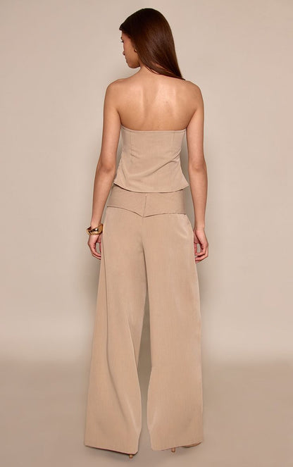 https://mediahub.prettylittlething.com/cnp6051_taupe_xl_2