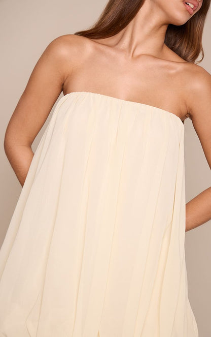 https://mediahub.prettylittlething.com/cnp6081_cream_xl_3