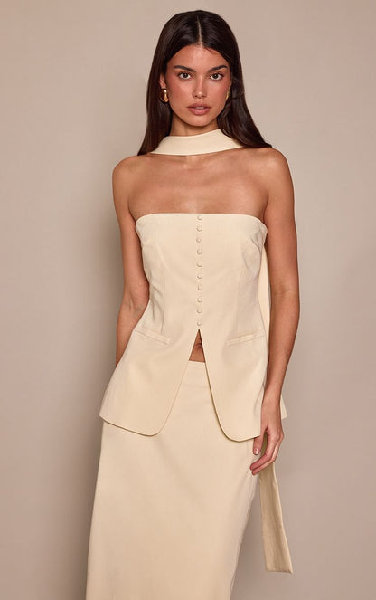 https://mediahub.prettylittlething.com/cnp6148_almond_xl