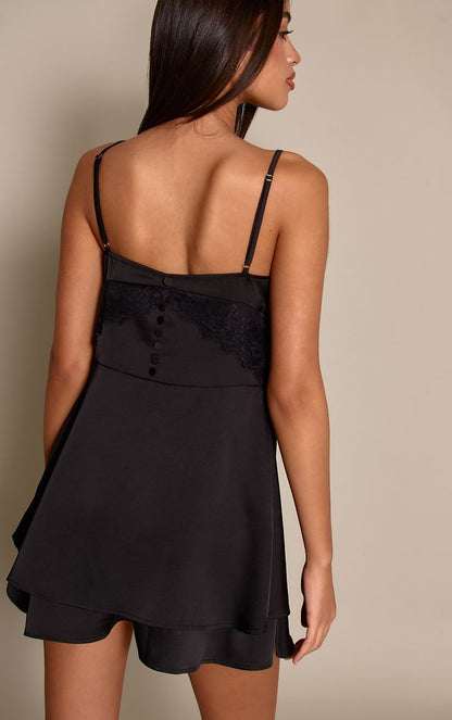 https://mediahub.prettylittlething.com/cnp6311_black_xl_1
