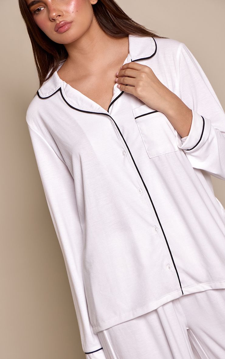 https://mediahub.prettylittlething.com/cnp6432_white_xl_3