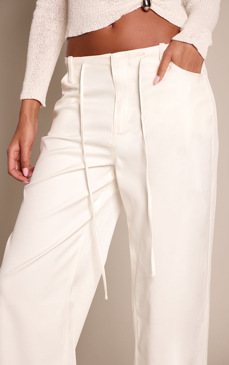 https://mediahub.prettylittlething.com/cnp6508_cream_xl_3