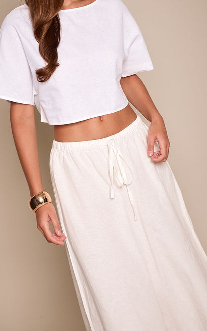 https://mediahub.prettylittlething.com/cnp6560_white_xl_3
