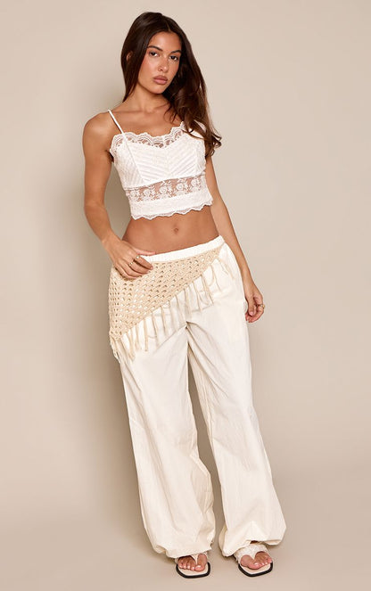 https://mediahub.prettylittlething.com/cnp6590_cream_xl_2