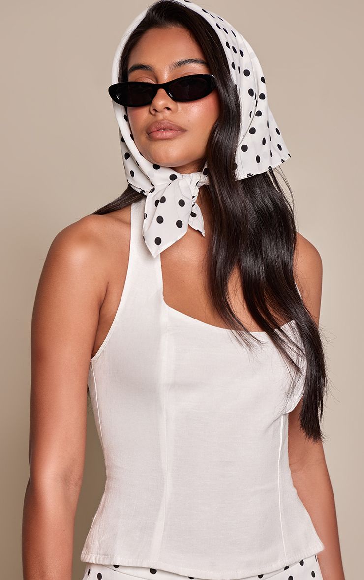 https://mediahub.prettylittlething.com/cnp6606_Cream_xl
