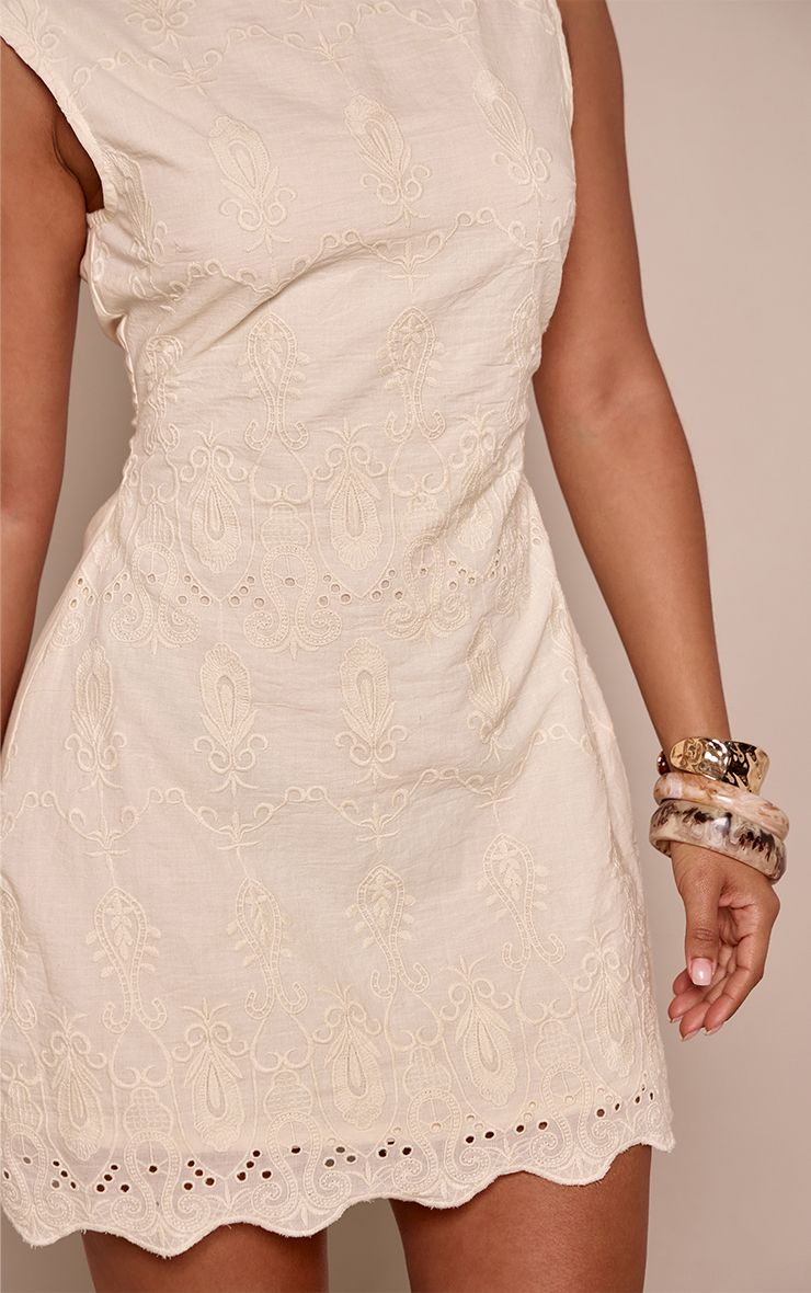 https://mediahub.prettylittlething.com/cnp6612_cream_xl_3