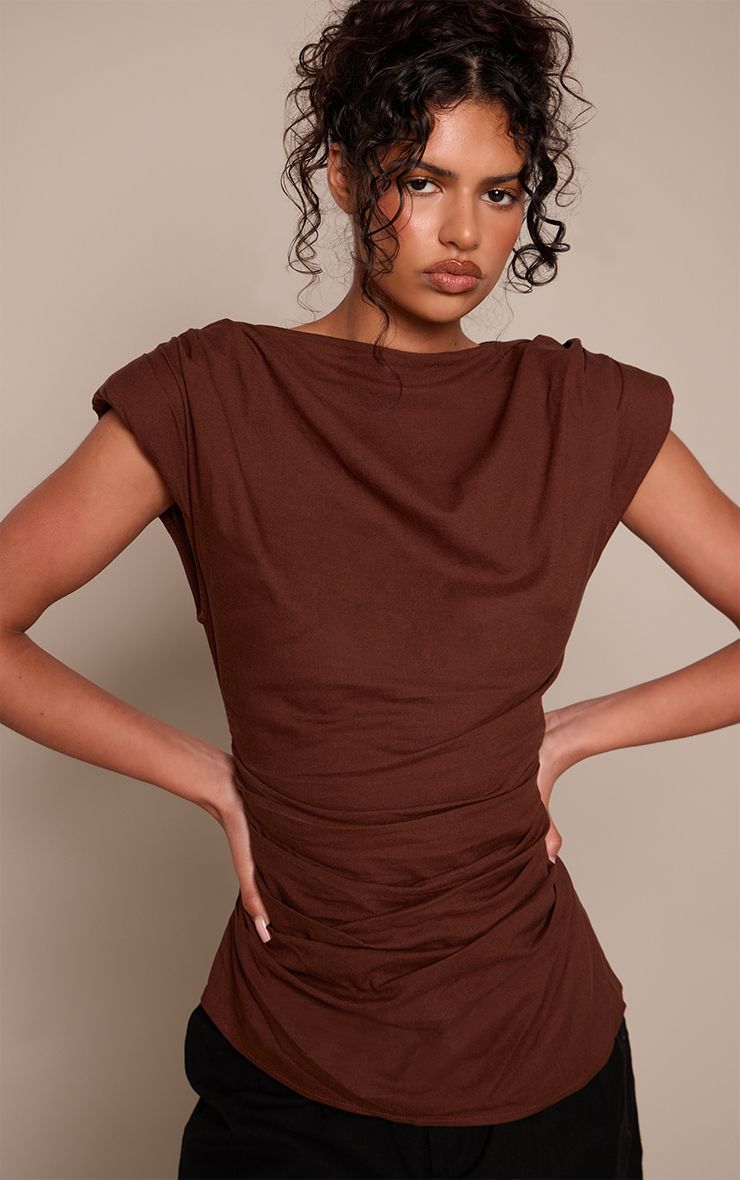https://mediahub.prettylittlething.com/cnp6829_chocolate_xl