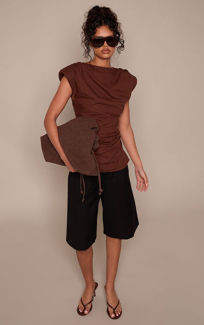 https://mediahub.prettylittlething.com/cnp6829_chocolate_xl_2