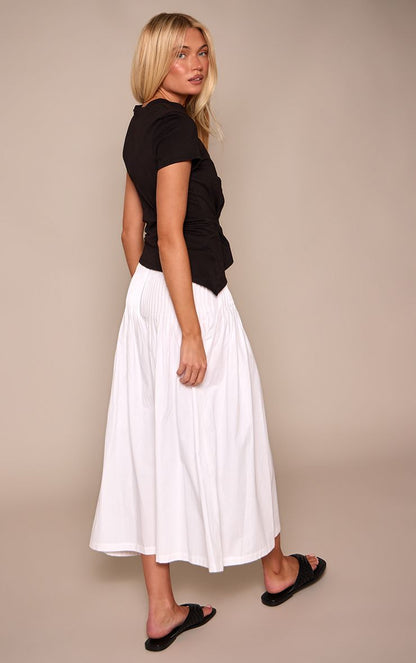 https://mediahub.prettylittlething.com/cnp6850_white_xl_2