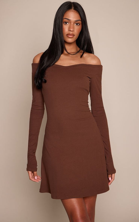 https://mediahub.prettylittlething.com/cnp7061_chocolate_xl