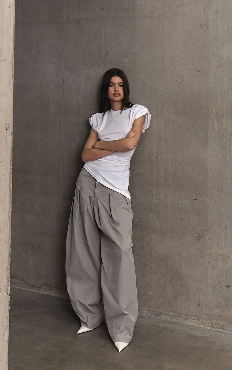 https://mediahub.prettylittlething.com/cnp7068_grey_xl