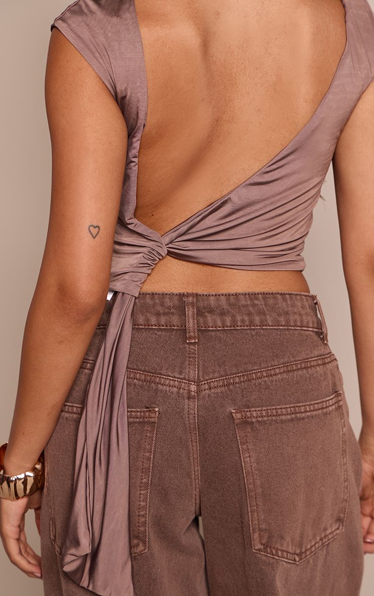 https://mediahub.prettylittlething.com/cnp7100_taupe_xl_3