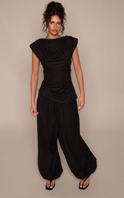 https://mediahub.prettylittlething.com/cnp7105_black_xl_2
