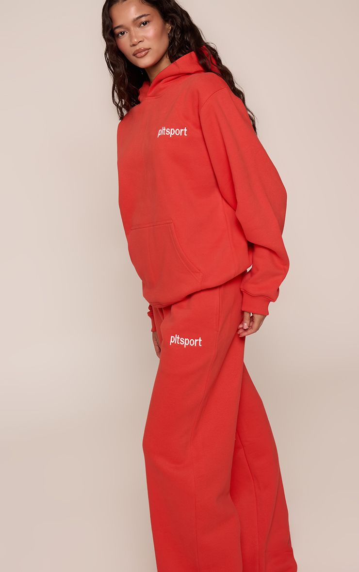 https://mediahub.prettylittlething.com/cnp7141_red_xl