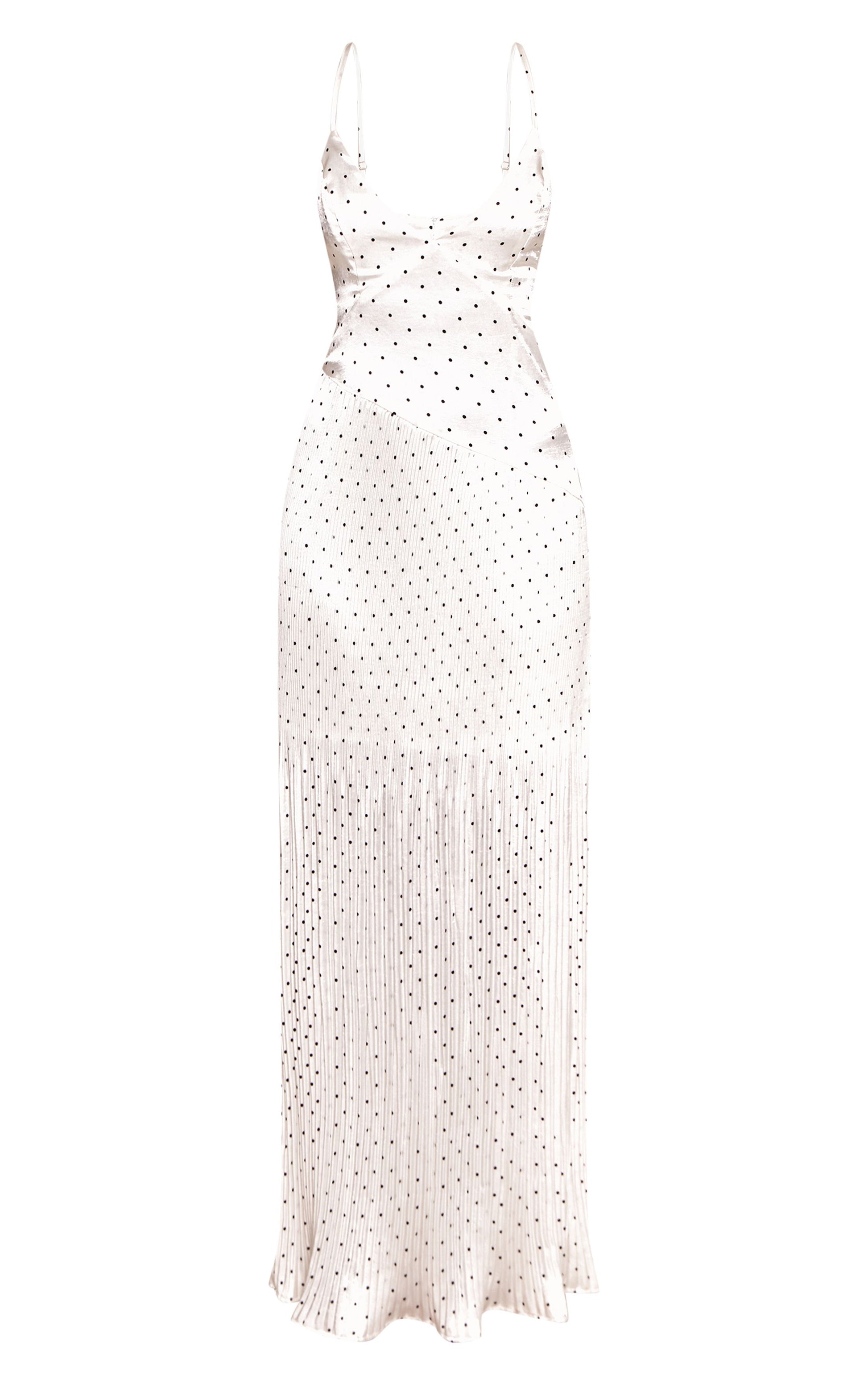 https://mediahub.prettylittlething.com/cnp7160_white_xl_4