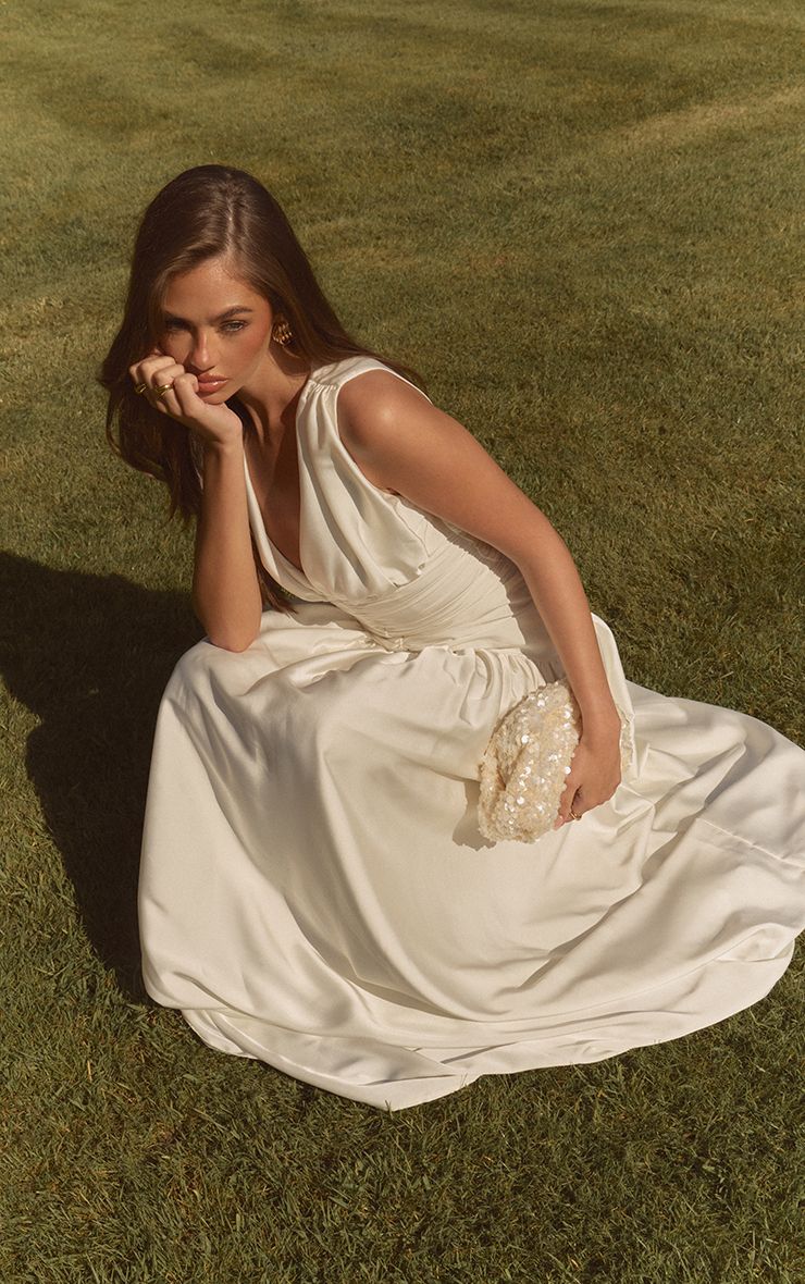 https://mediahub.prettylittlething.com/cnp7199_white_xl_1