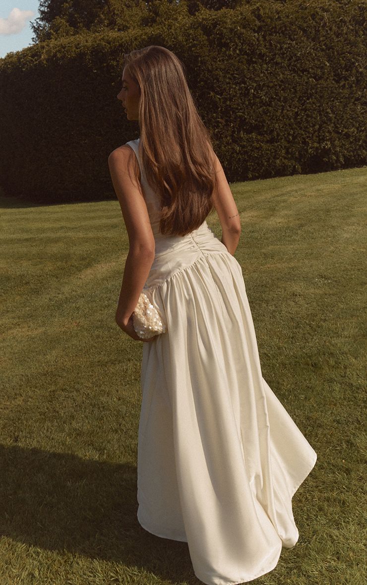 https://mediahub.prettylittlething.com/cnp7199_white_xl_3