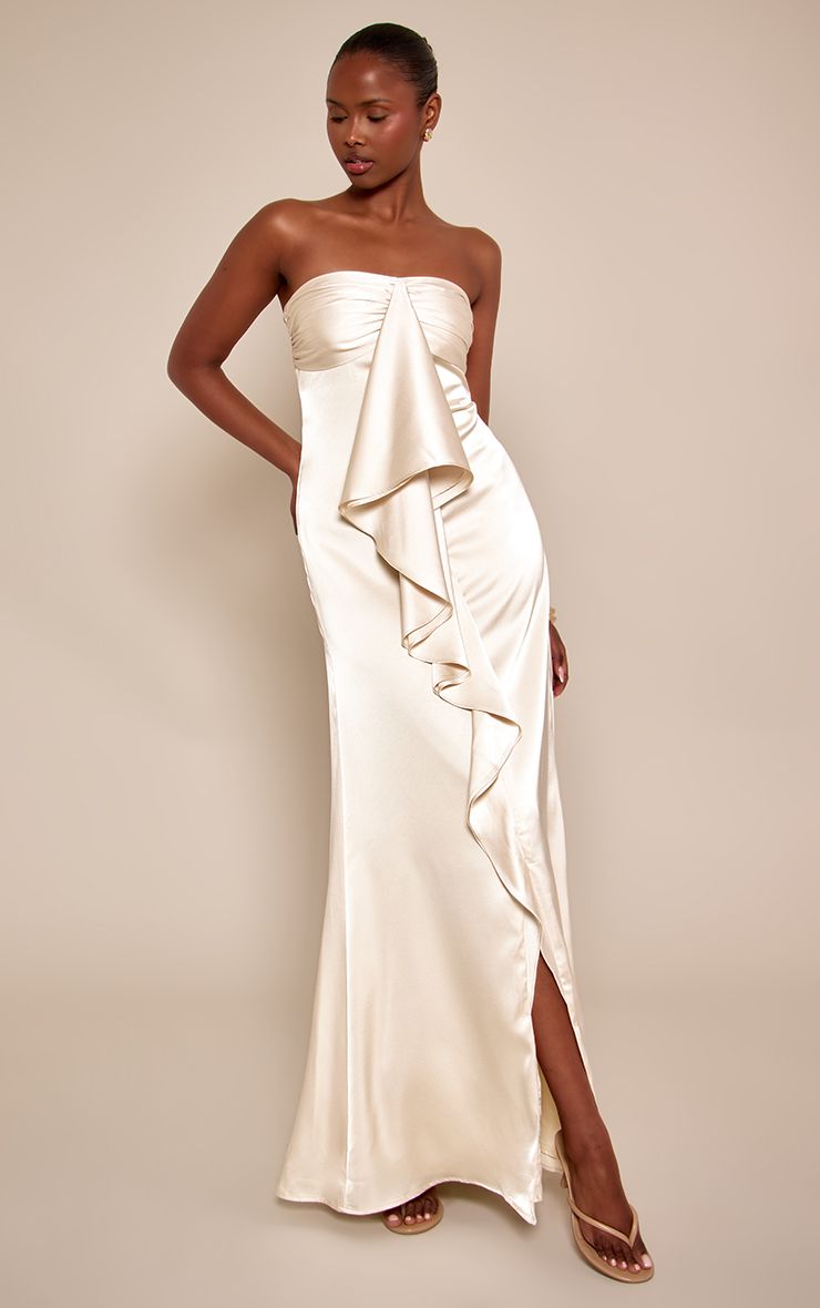 https://mediahub.prettylittlething.com/cnp7207_Cream_xl_3