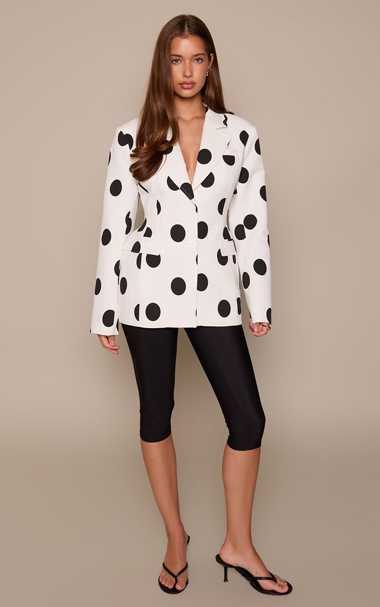 https://mediahub.prettylittlething.com/cnp7264_mono%20polka%20dot_xl_2