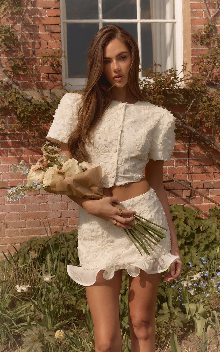 https://mediahub.prettylittlething.com/cnp7336_cream_xl