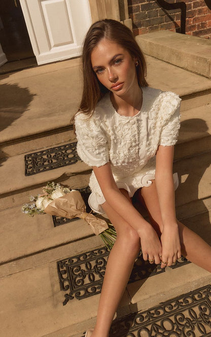 https://mediahub.prettylittlething.com/cnp7336_cream_xl_4