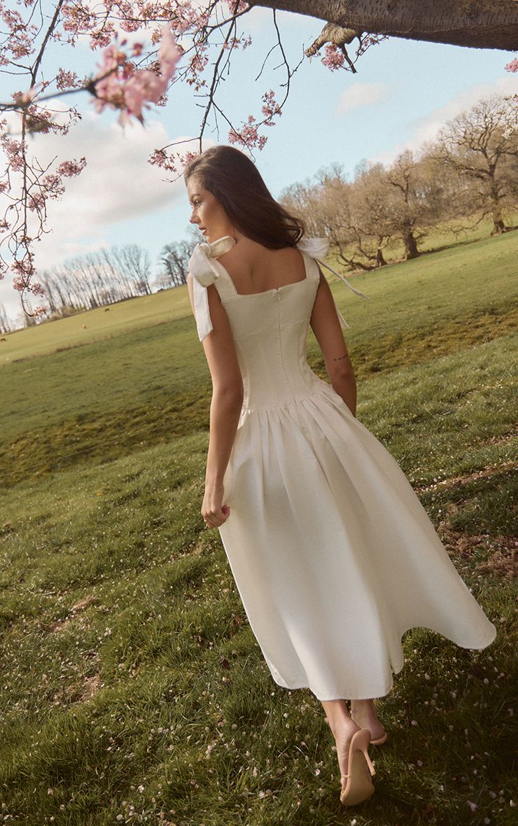 https://mediahub.prettylittlething.com/cnp7357_white_xl_3