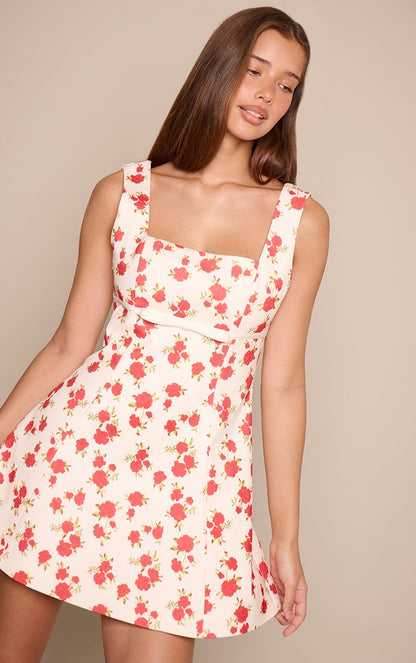 https://mediahub.prettylittlething.com/cnp7370_cream%20floral_xl