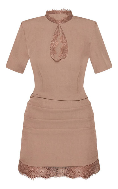 https://mediahub.prettylittlething.com/cnp7381_taupe_xl_4