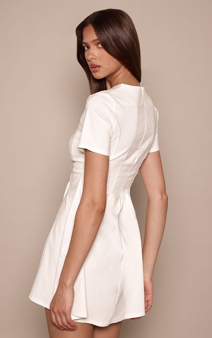 https://mediahub.prettylittlething.com/cnp7395_cream_xl_1