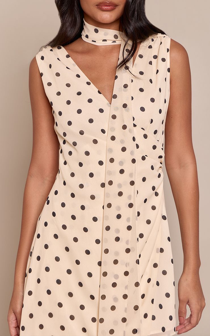 https://mediahub.prettylittlething.com/cnp7437_cream_xl_3