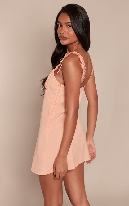 https://mediahub.prettylittlething.com/cnp7532_peach_xl_1