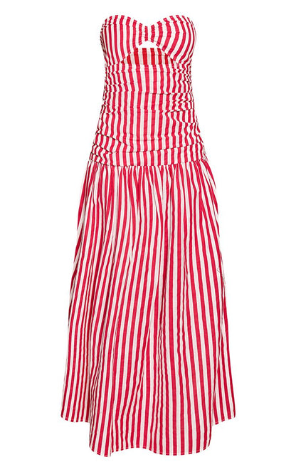 https://mediahub.prettylittlething.com/cnp7544_Red_xl_4