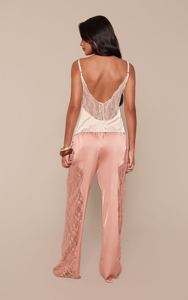 https://mediahub.prettylittlething.com/cnp7618_peach_xl_2