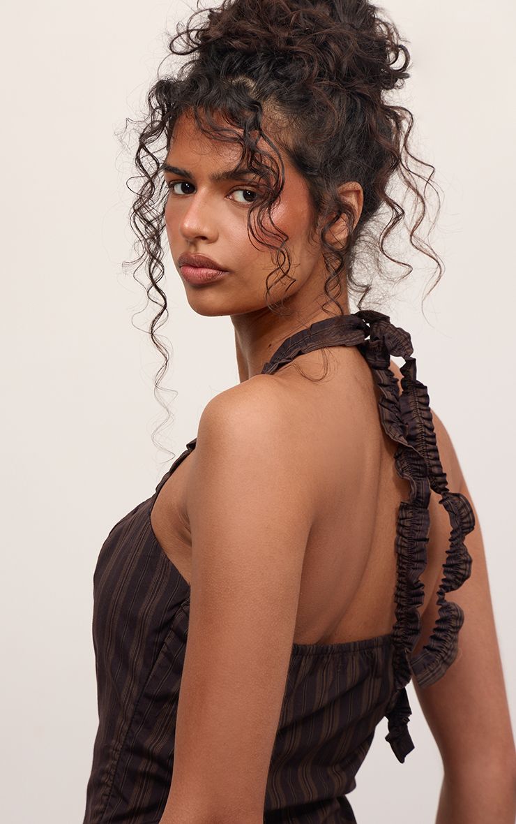 https://mediahub.prettylittlething.com/cnp7715_chocolate_xl_1
