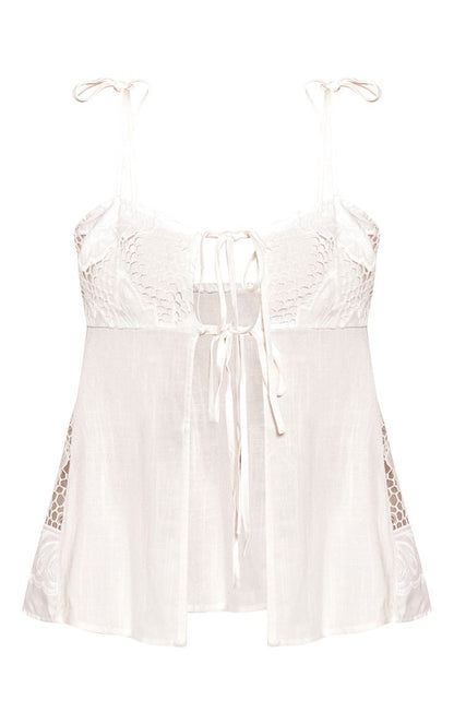 https://mediahub.prettylittlething.com/cnp7723_white_xl_4