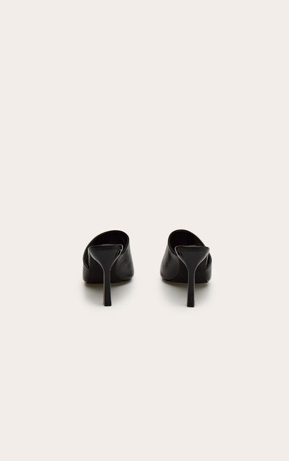 https://mediahub.prettylittlething.com/cnp7906_black_xl_3