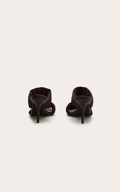 https://mediahub.prettylittlething.com/cnp7907_chocolate_xl_3