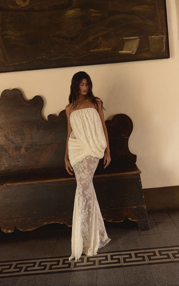 https://mediahub.prettylittlething.com/cnp7931_cream_xl