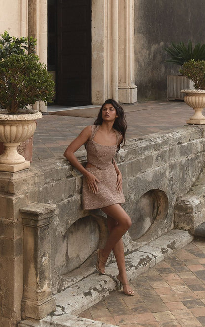 https://mediahub.prettylittlething.com/cnp8021_taupe_xl_2