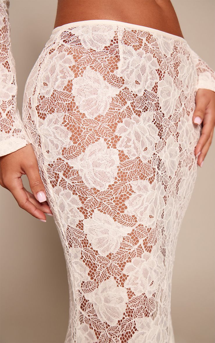 https://mediahub.prettylittlething.com/cnp8092_cream_xl_3