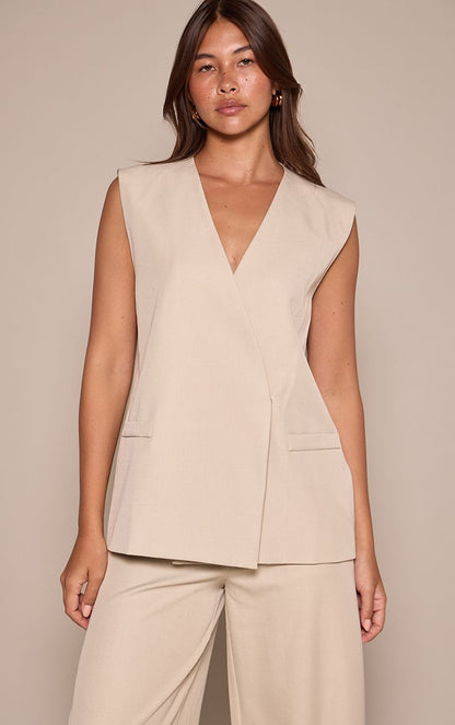 https://mediahub.prettylittlething.com/cnp8100_almond_xl