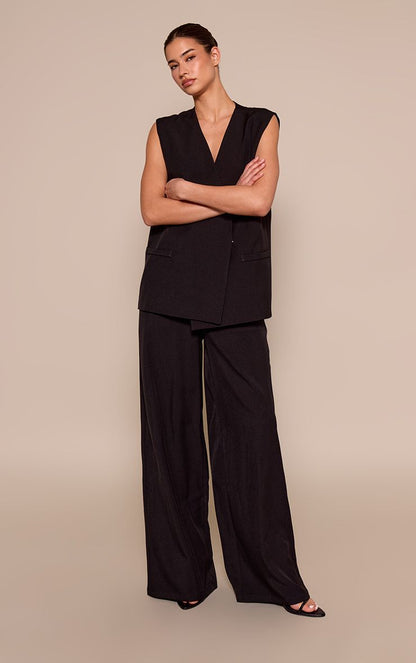 https://mediahub.prettylittlething.com/cnp8104_black_xl_2