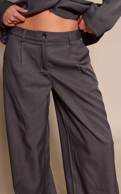 https://mediahub.prettylittlething.com/cnp8123_grey_xl_3