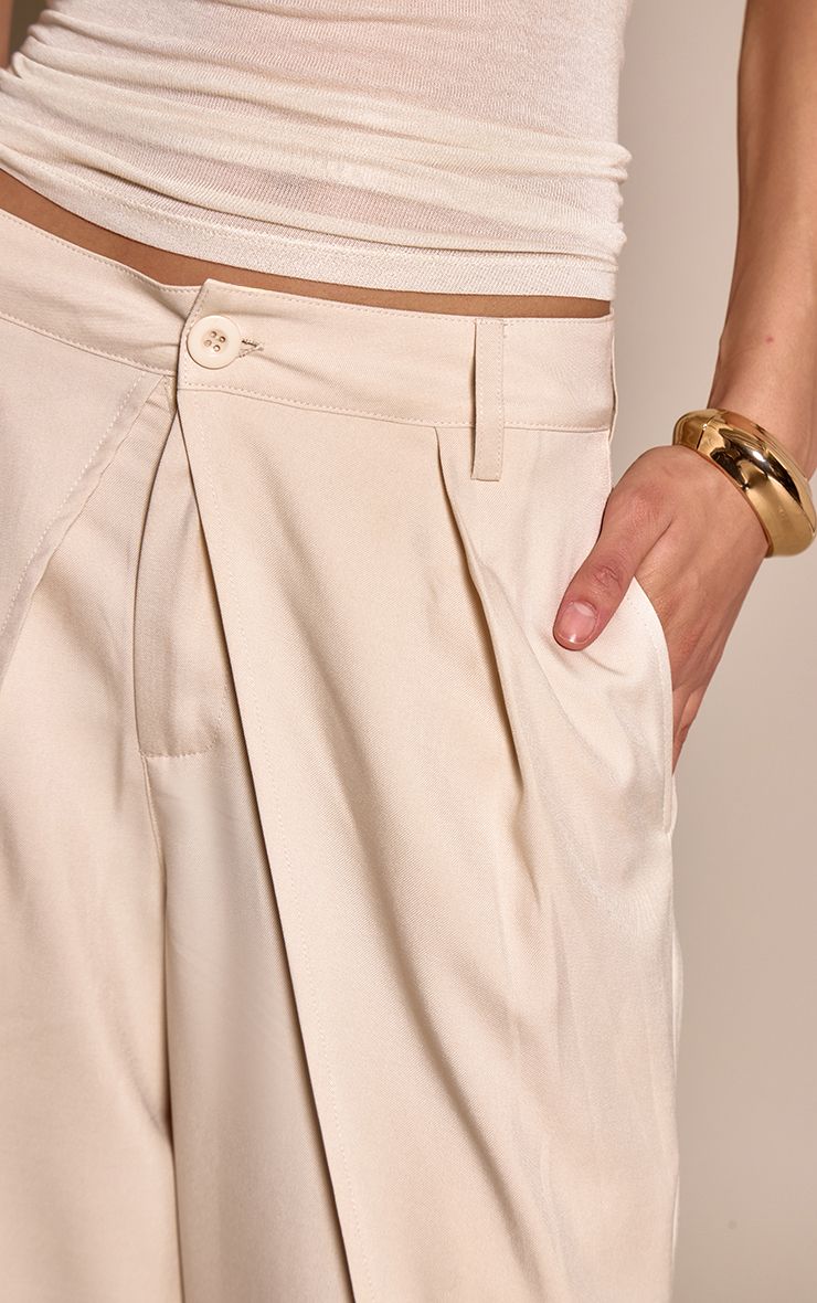 https://mediahub.prettylittlething.com/cnp8146_cream_xl_3