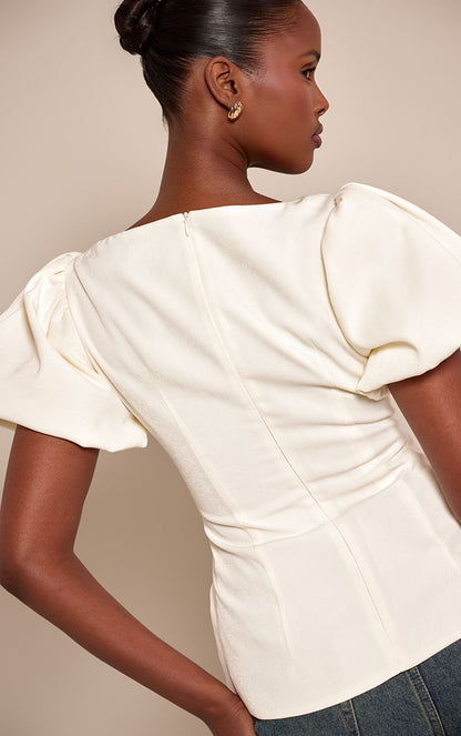 https://mediahub.prettylittlething.com/cnp8196_cream_xl_1