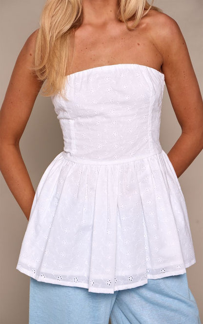 https://mediahub.prettylittlething.com/cnp8244_white_xl_3